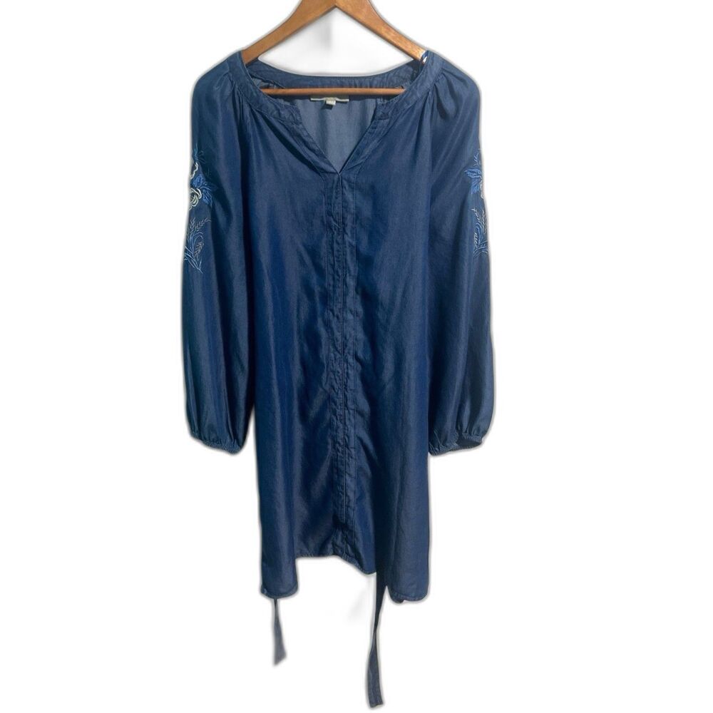 Hope & Harlow Chambray Dress 14P Blue Embroidered Floral Long Sleeve NWT